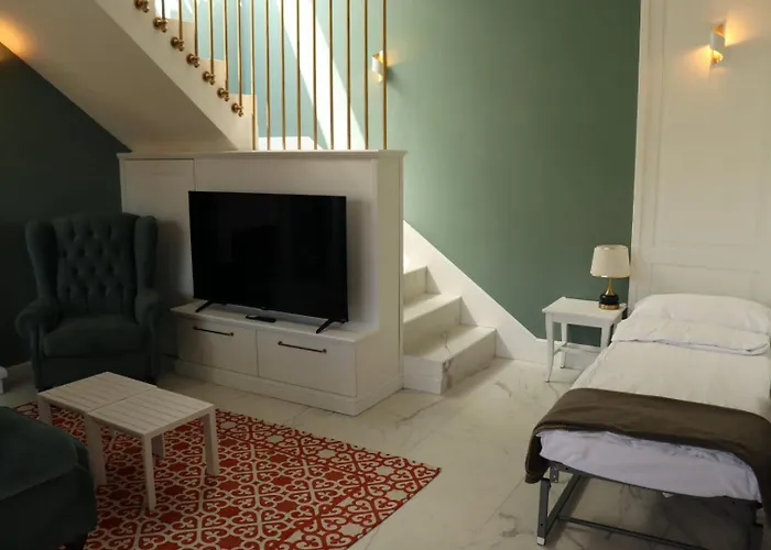 Domus Aurus Luxury Apartamento *