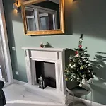 Domus Aurus Luxury Apartmán Bardolino