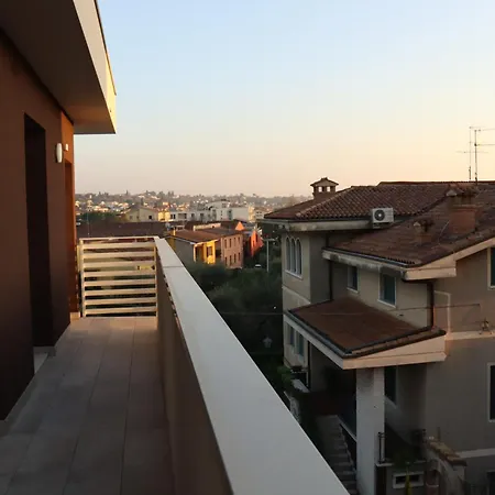 Domus Aurus Luxury Бардолино