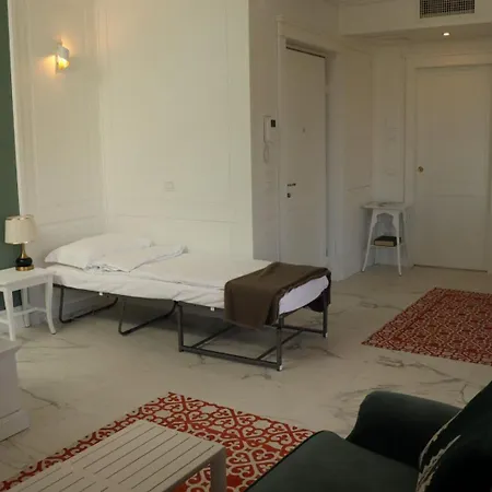 דירה Domus Aurus Luxury ברדולינו