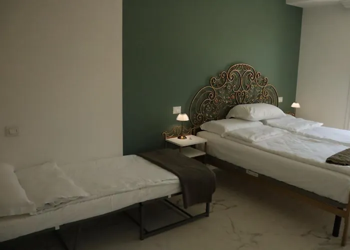 Domus Aurus Luxury 바르돌리노