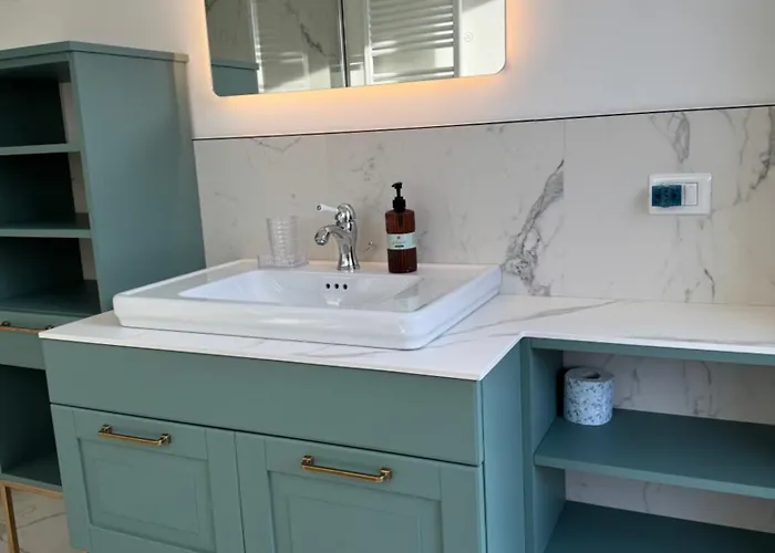 Domus Aurus Luxury *