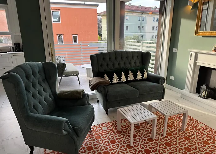 Domus Aurus Luxury *