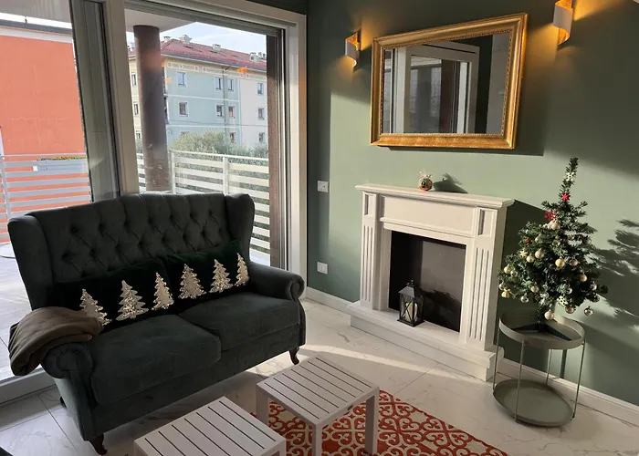 Domus Aurus Luxury Lejlighed